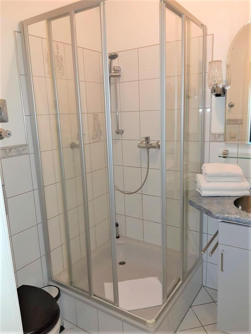 Hotel-Restaurant Thueringer Hof Bad Frankenhausen Exteriör bild